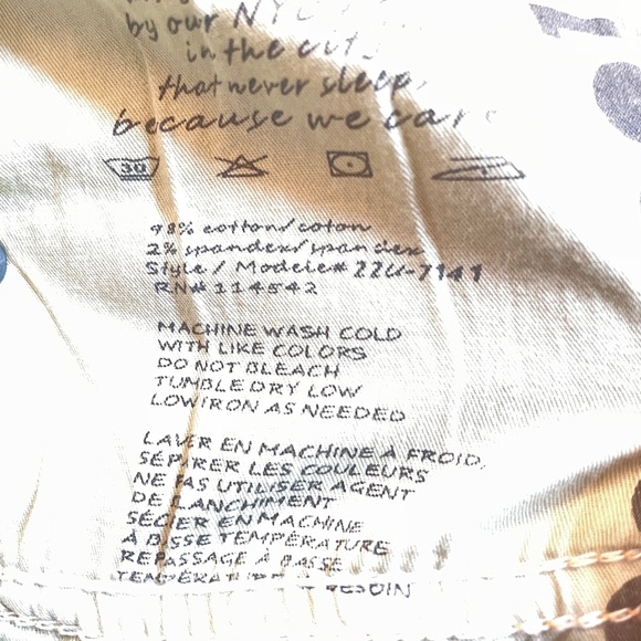 Blank NYC Flavor Savor Straight Leg Jeans - Picture 9 of 9